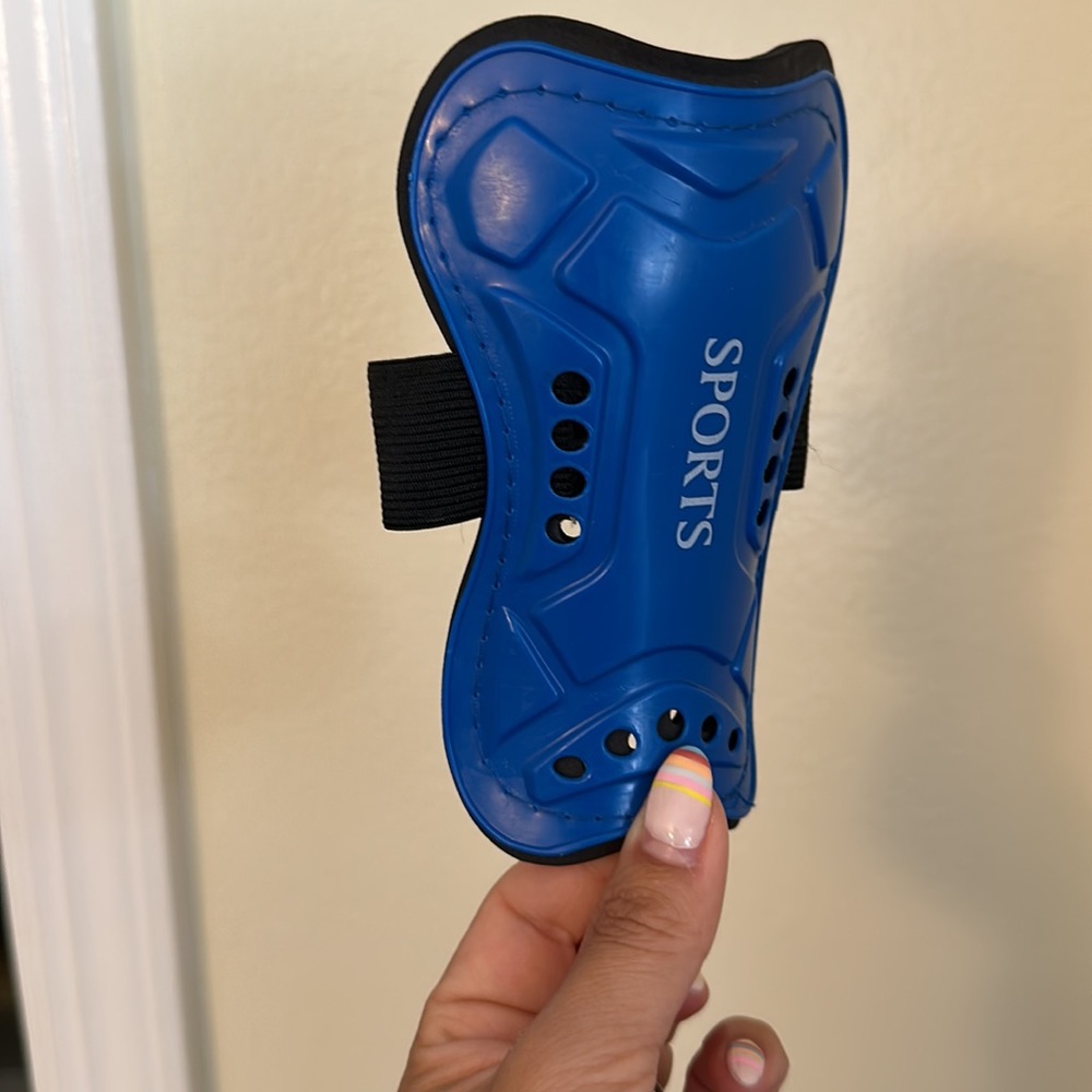 shinguards - Picture 8 of 8